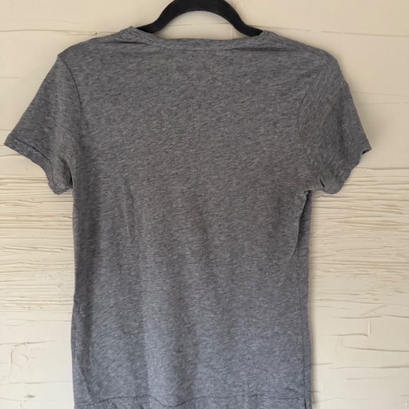 Adam Lippes | Size Small Classic Heather Grey Tee – 100% Prima Cotton - Picture 3 of 7